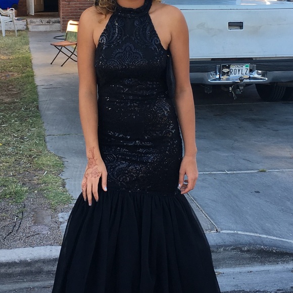 black mermaid style prom dress